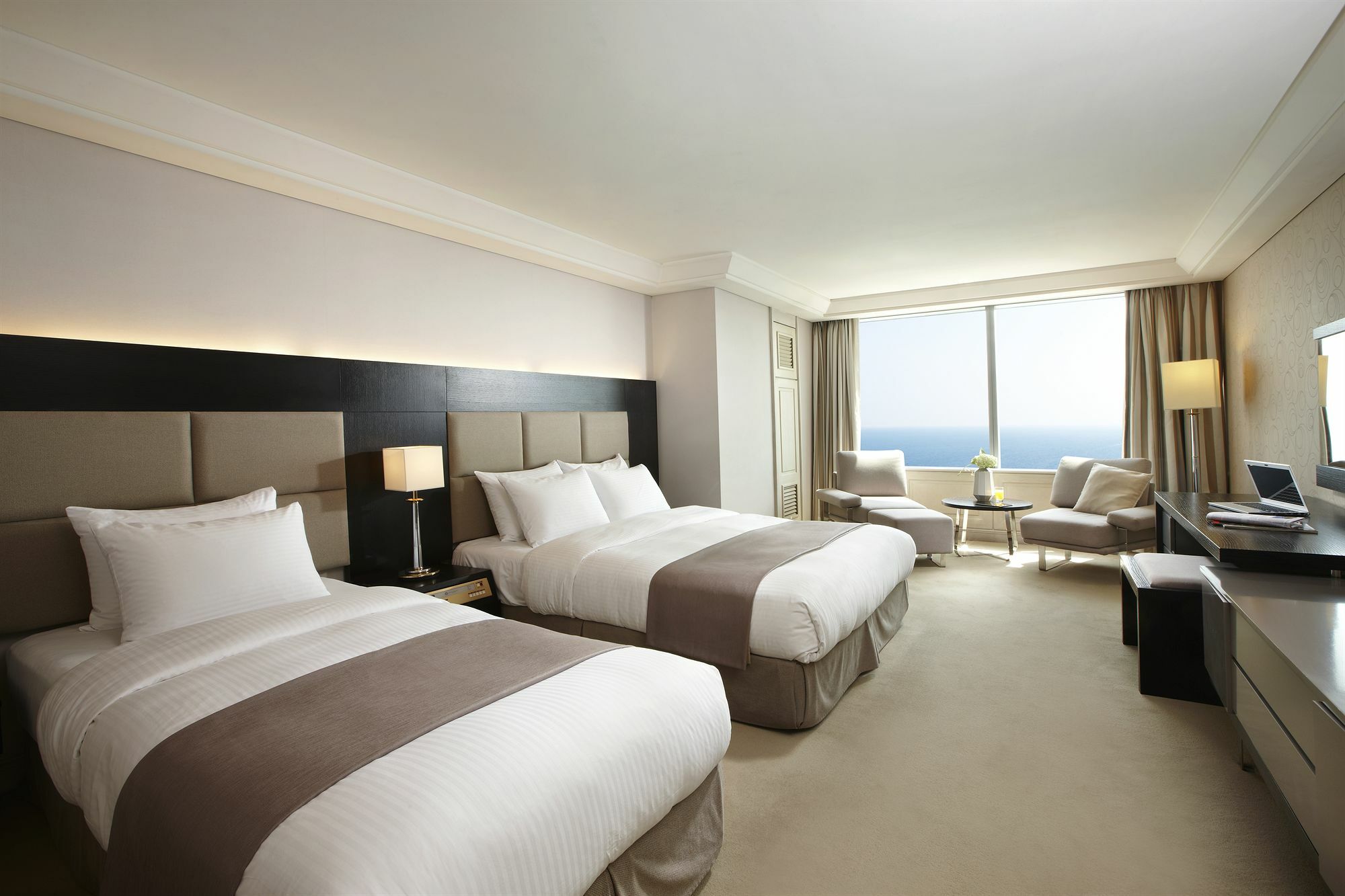 Haeundae Grand Hotel Busan Bagian luar foto